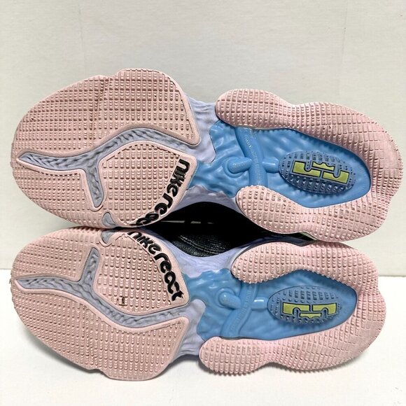 Nike Lebron 19 main image 6